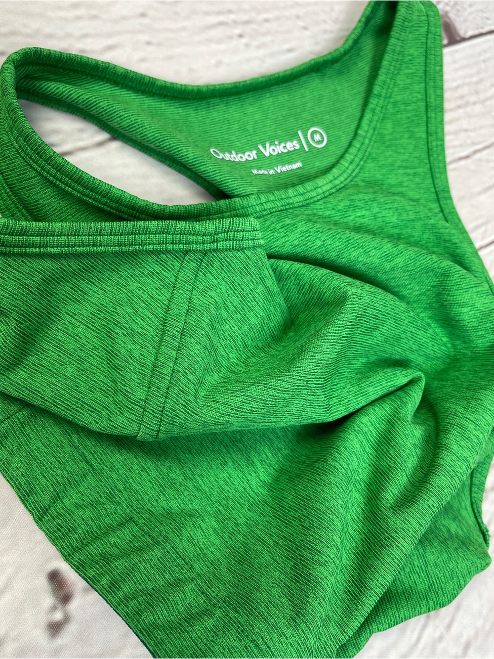 OUTDOOR VOICES Athena green heather high-neck crop tank top, size M - Picture 5 of 11